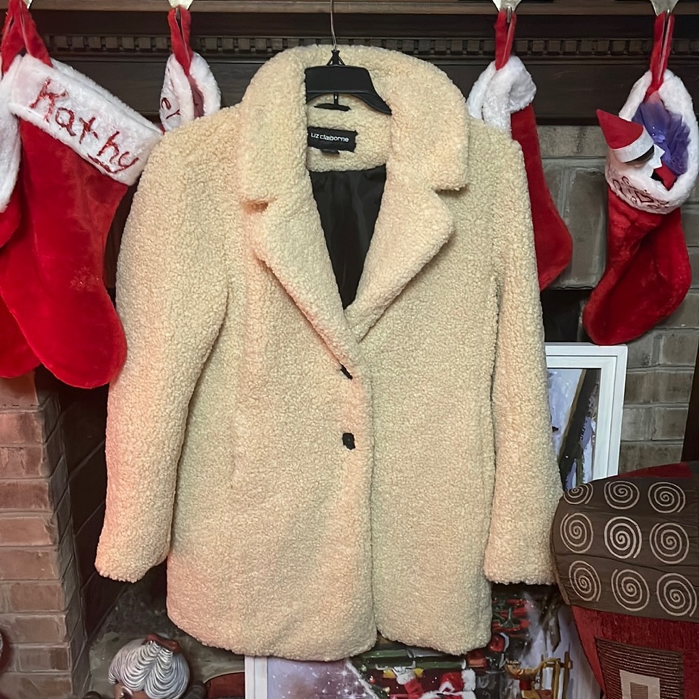 Beautiful Ivory Liz Claiborne New with Tags Medium Coat